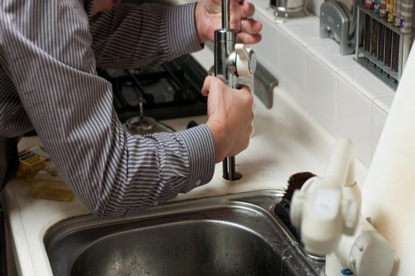 Read more about the article The Hidden Dangers of Ignoring Plumbing Leaks | Emergency Plumber in Rochester, MN